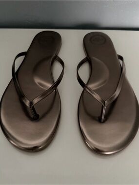 REVOLVE SOLEI SEA women's indie sandal in metallic pewter size 11 NWT
